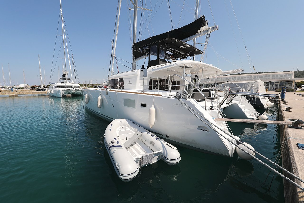 Lagoon 450 F - 4 + 2 cab. — photo 14