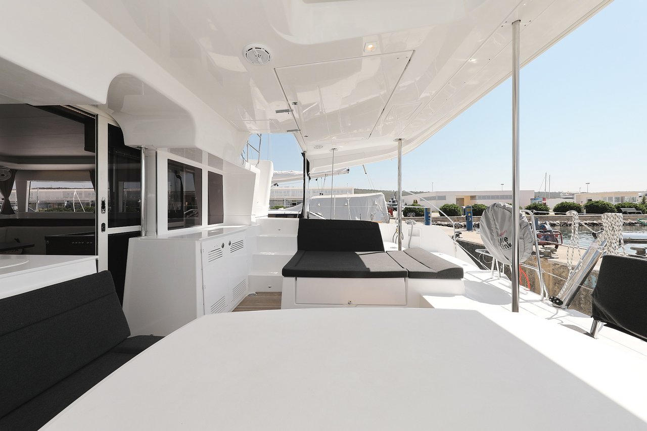 Lagoon 450 F - 4 + 2 cab. — photo 22