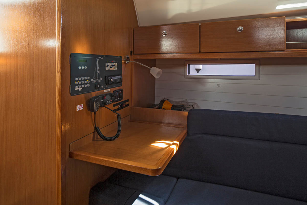 Bavaria Cruiser 36 — photo 8