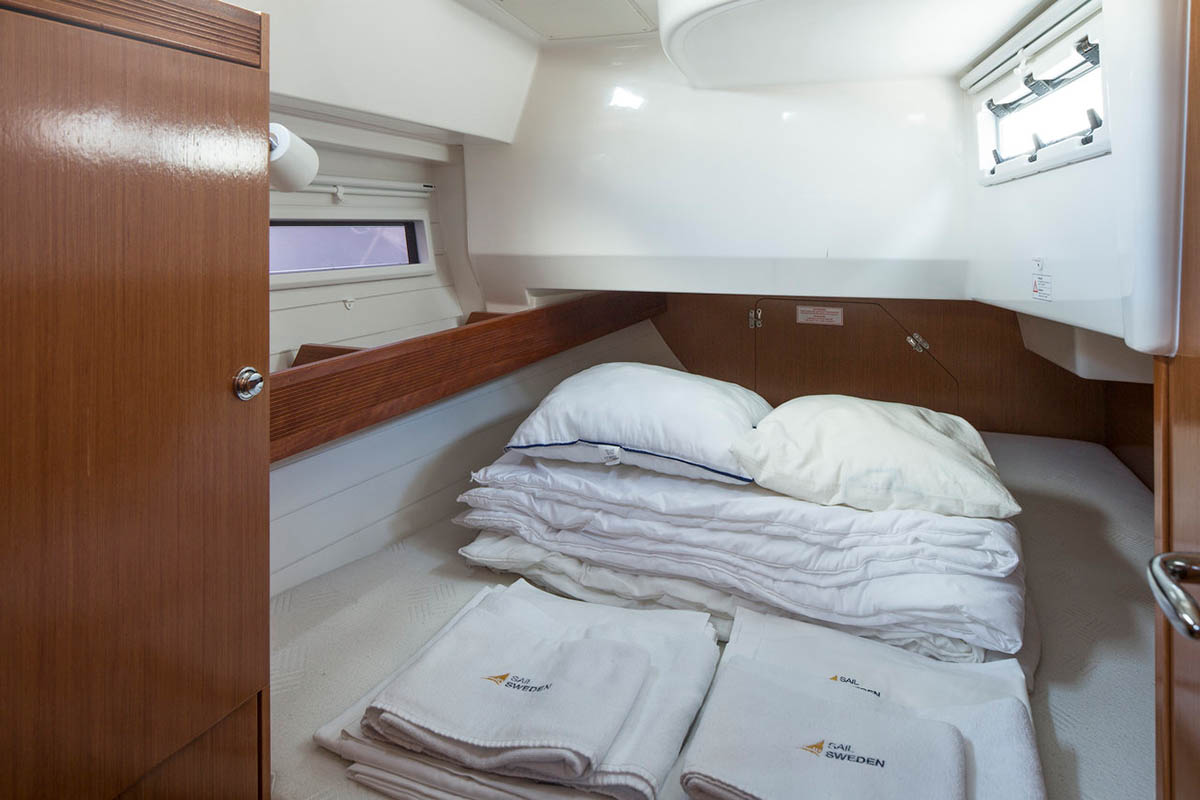 Bavaria Cruiser 36 — photo 11