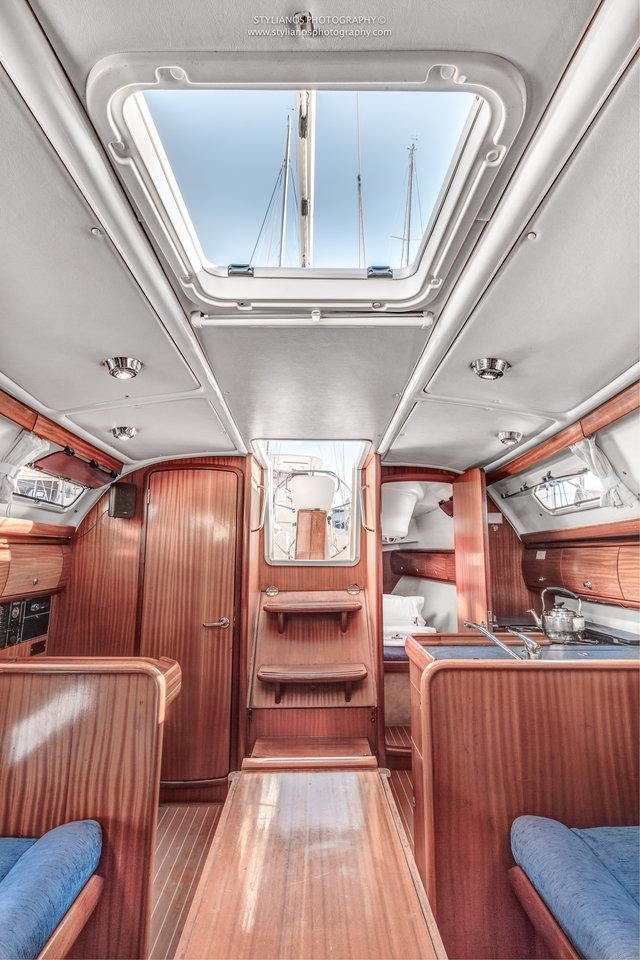 Bavaria 32 — photo 5