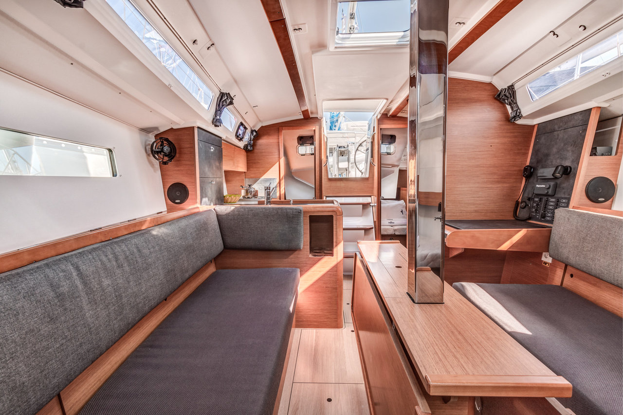 Sun Odyssey 349 - 3 cab. — photo 4