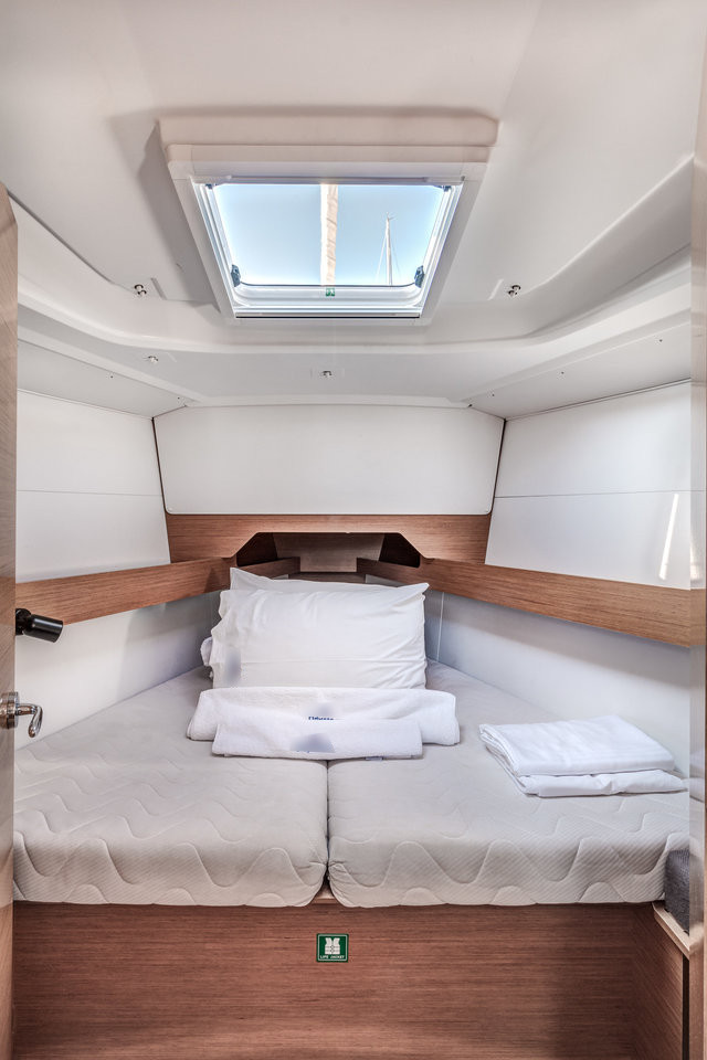 Sun Odyssey 349 - 3 cab. — photo 7