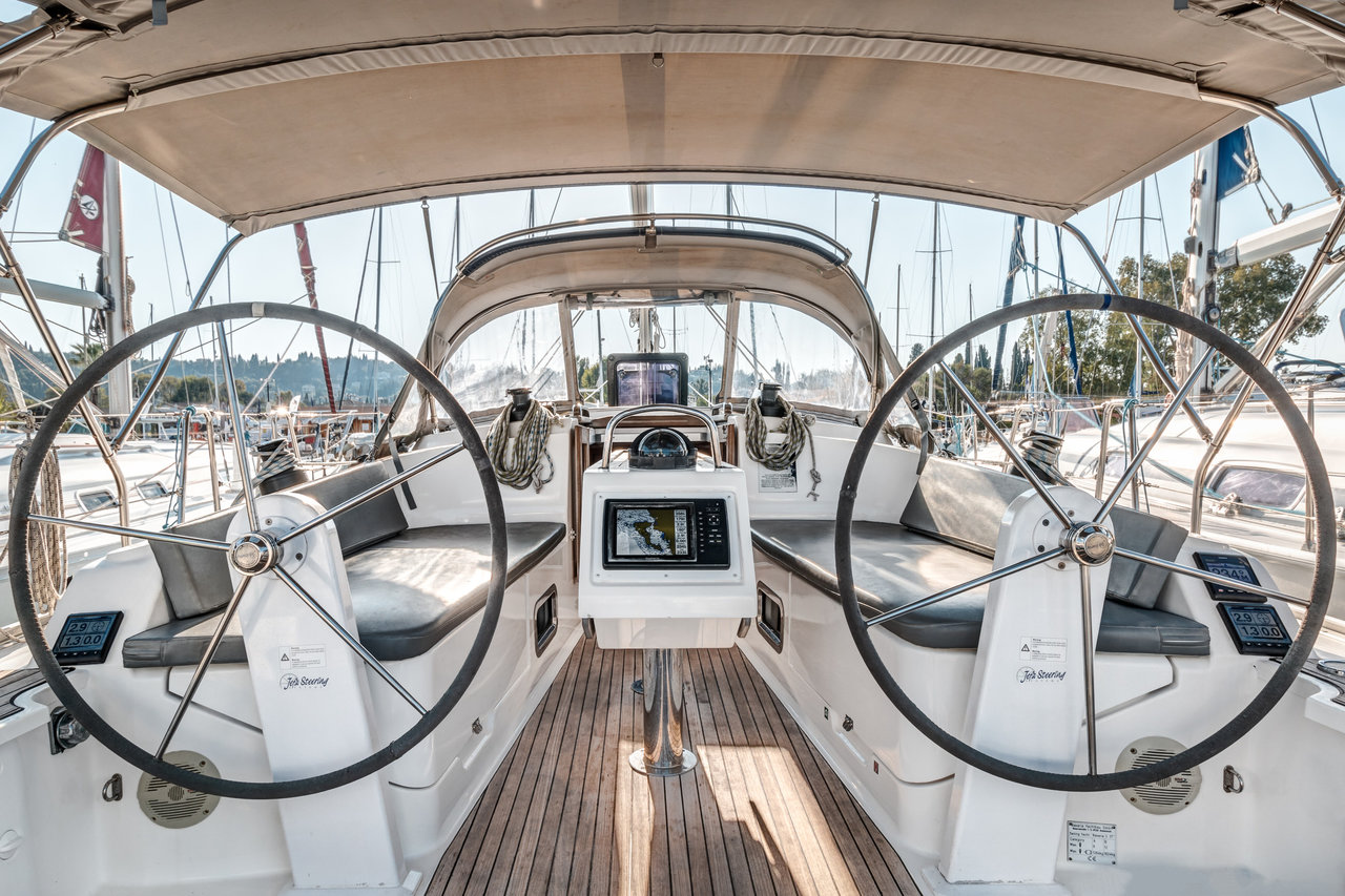 Bavaria Cruiser 37 - 3 cab. — photo 3
