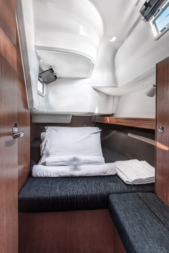 Bavaria Cruiser 37 - 3 cab. — photo 6