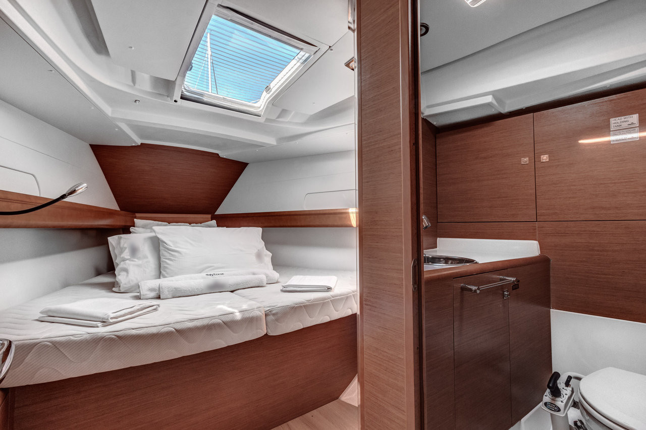 Sun Odyssey 419 - 3 cab. — photo 7