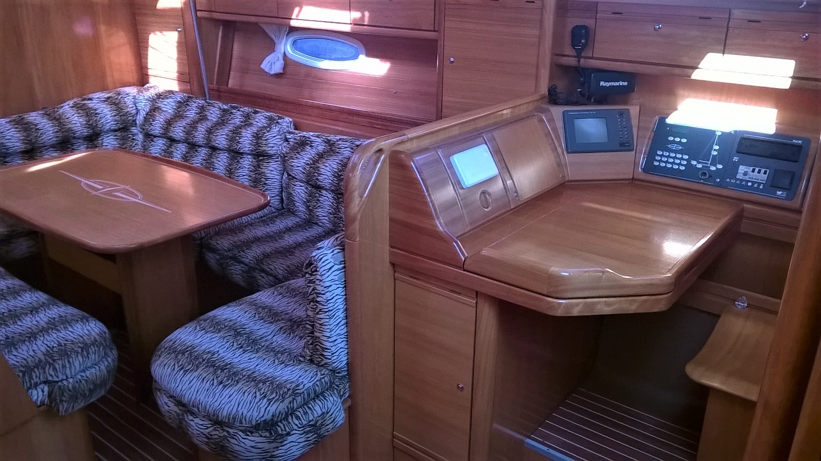 Bavaria 39 Cruiser — photo 8