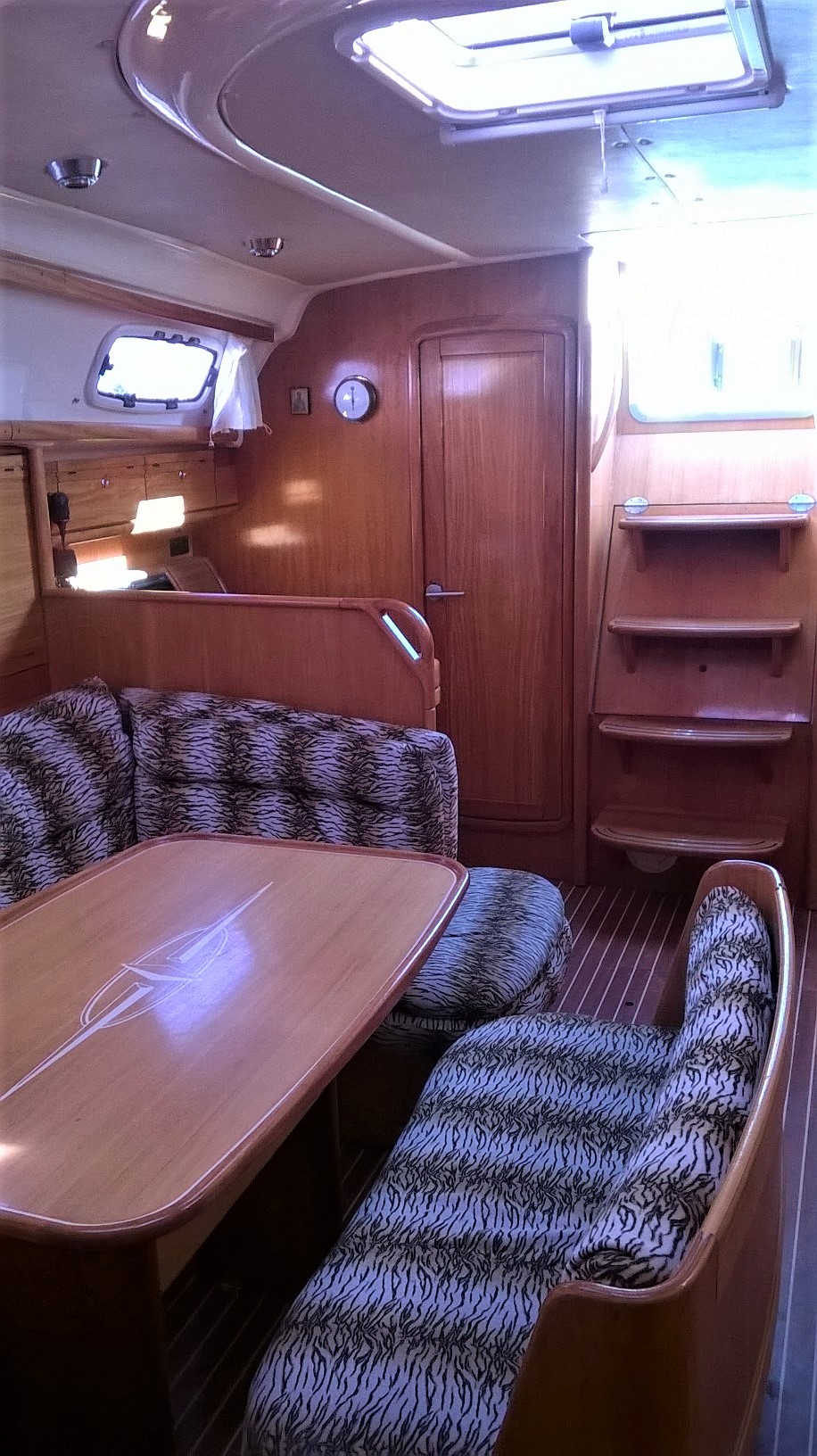 Bavaria 39 Cruiser — photo 9