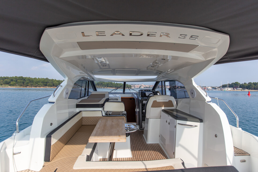 Leader 36 — photo 7