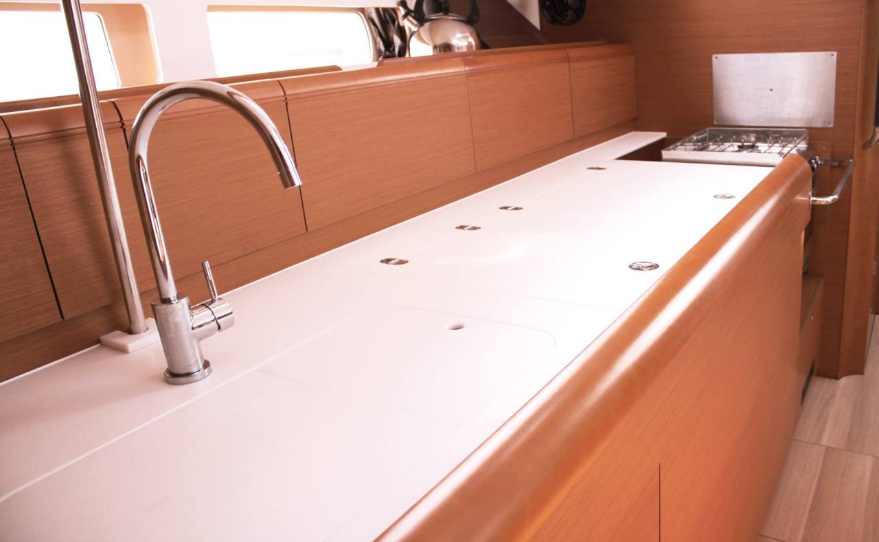 Sun Odyssey 479 - 4 cab. — photo 13