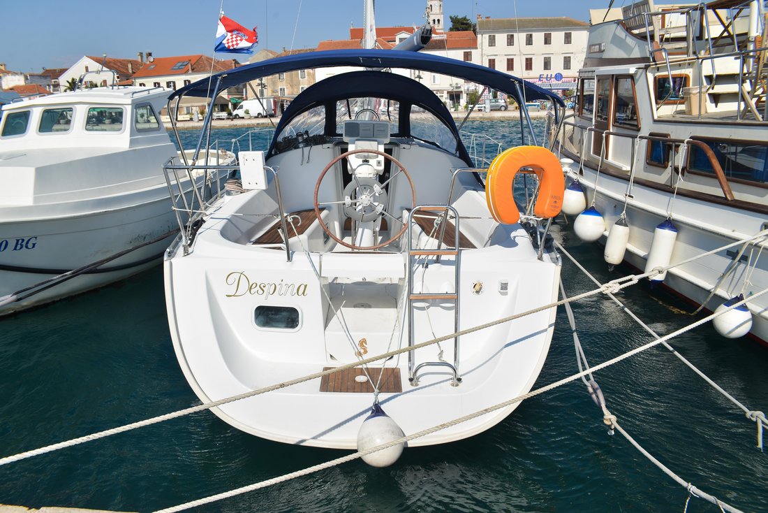 Oceanis Clipper 323 — photo 1