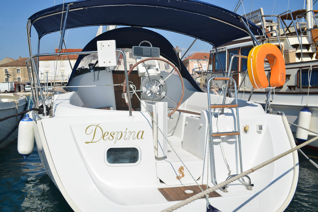 Oceanis Clipper 323 — photo 3