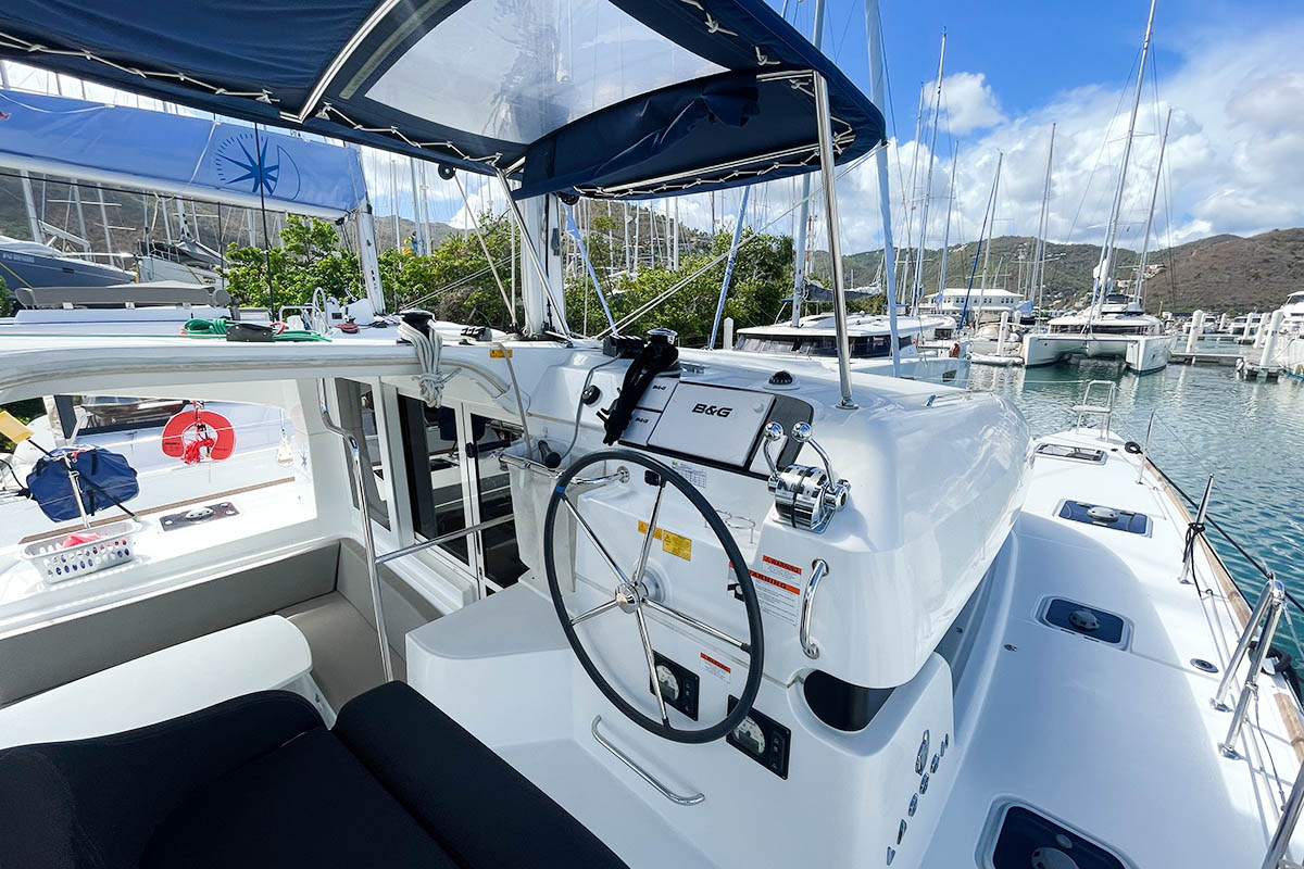 Lagoon 40 - 3 + 2 cab — photo 7