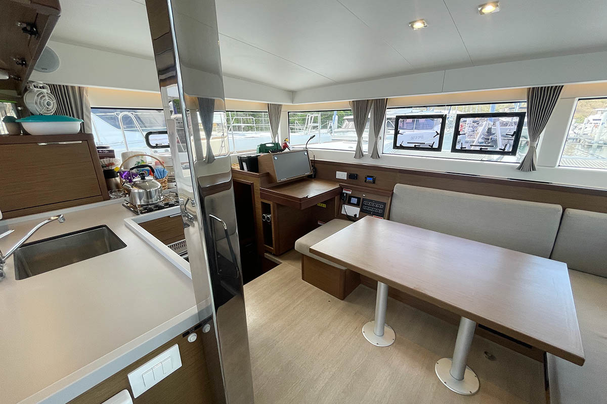 Lagoon 40 - 3 + 2 cab — photo 9