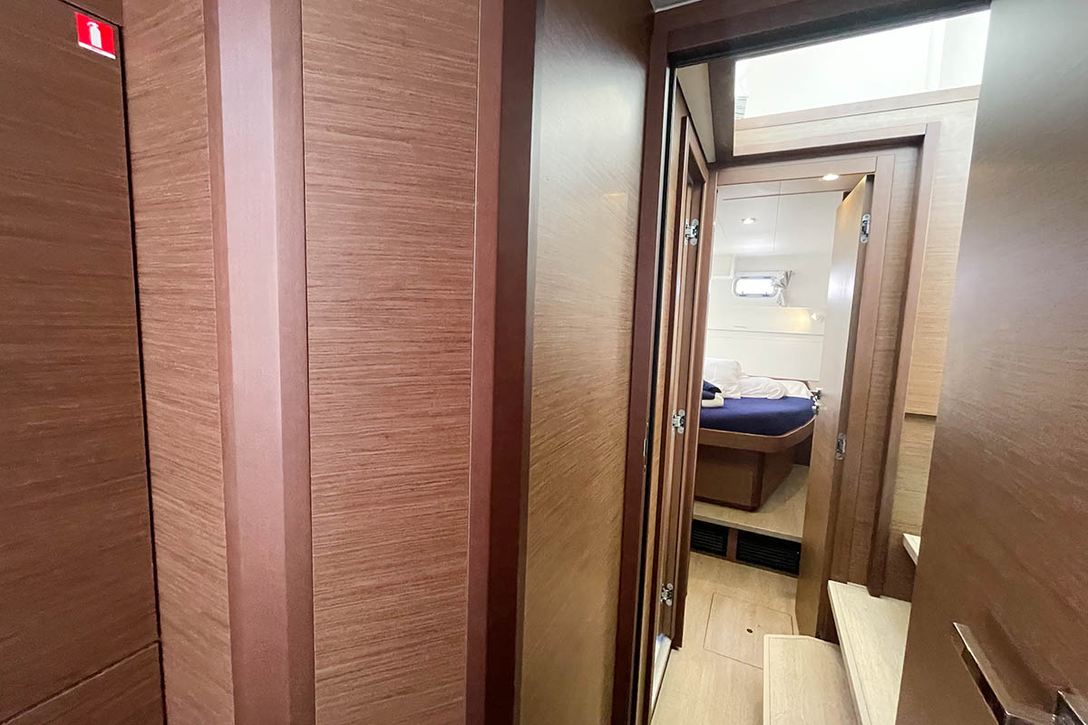 Lagoon 40 - 3 + 2 cab — photo 19