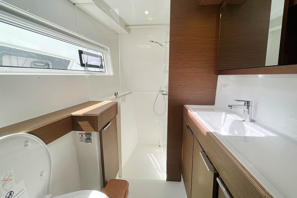 Lagoon 40 - 3 + 2 cab — photo 24