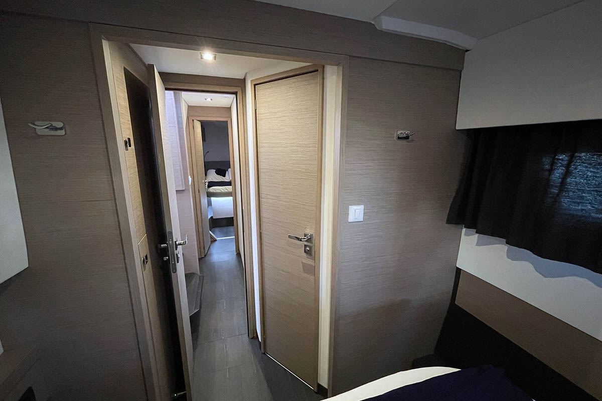 Fountaine Pajot Astrea 42 — photo 34