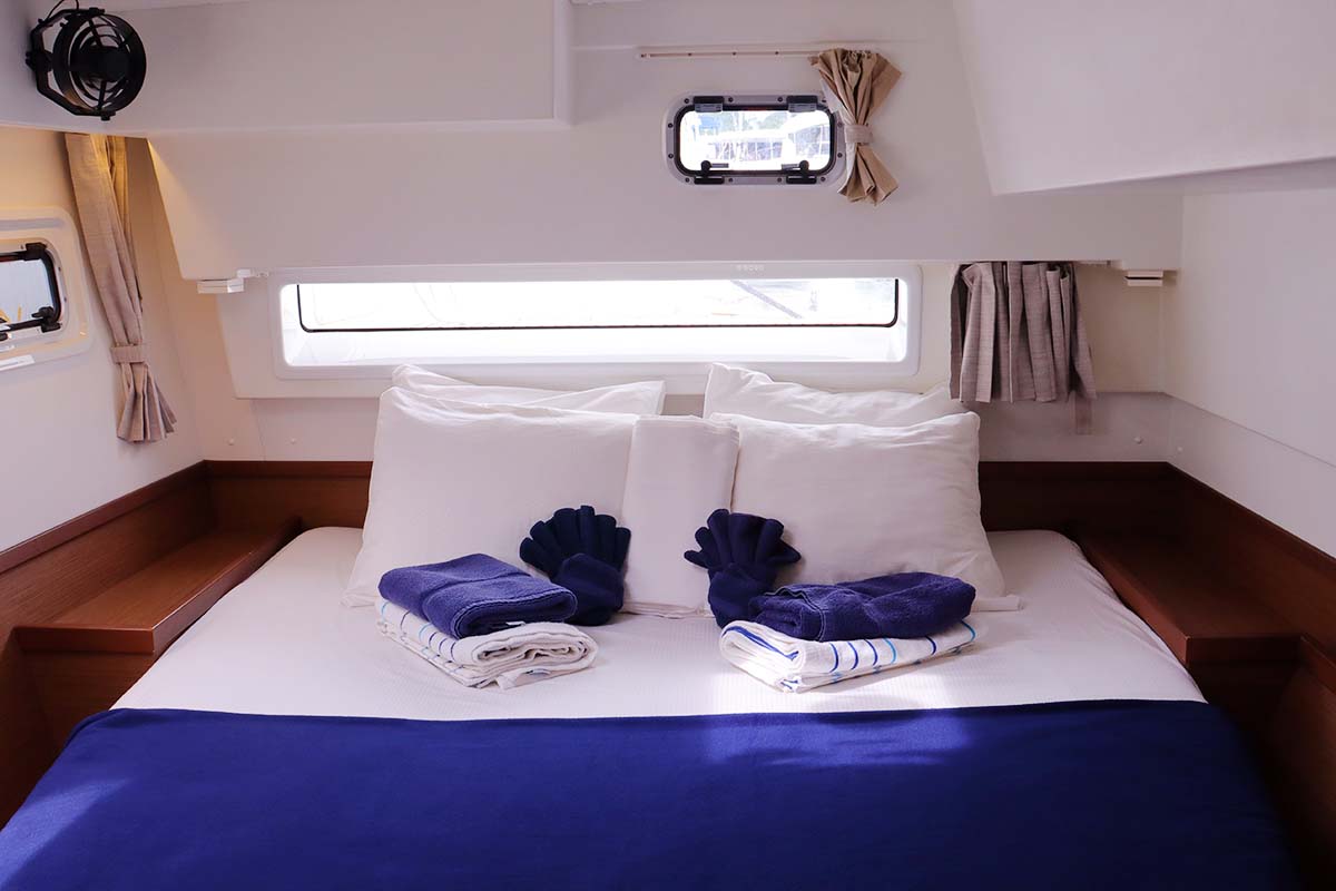 Lagoon 42 - 4 + 2 cab. — photo 18
