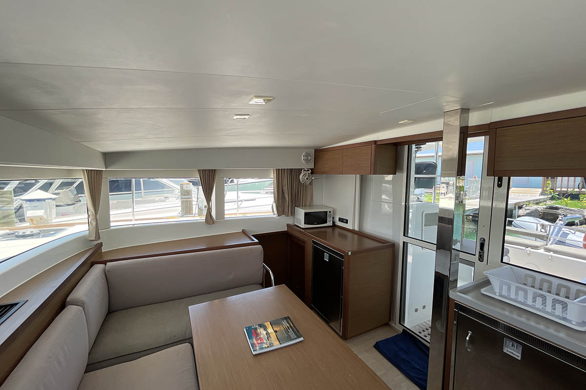 Lagoon 40 - 4 + 2 cab — photo 17