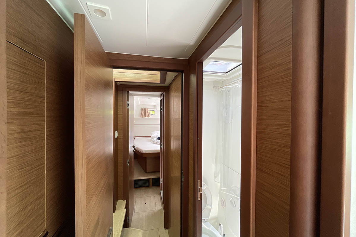 Lagoon 40 - 4 + 2 cab — photo 21