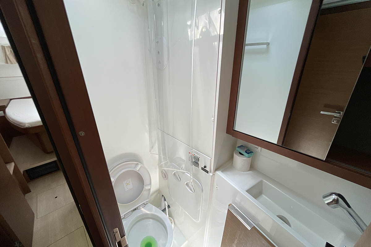 Lagoon 40 - 4 + 2 cab — photo 28