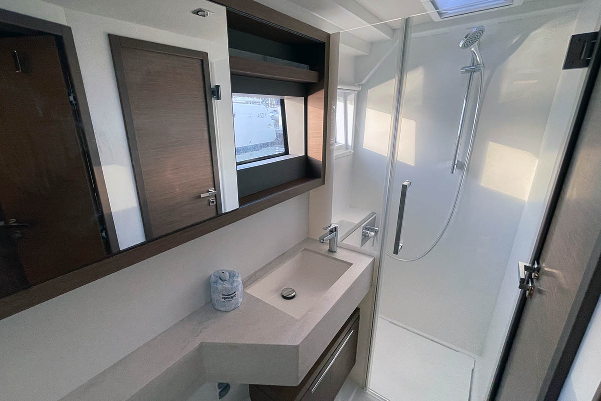 Lagoon 50 - 6 + 2 cab. — photo 35