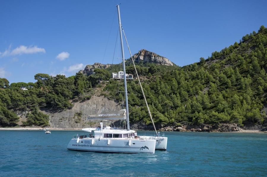 Photo #1 - Lagoon 450 (Savana) en Vieux Port - 3046
