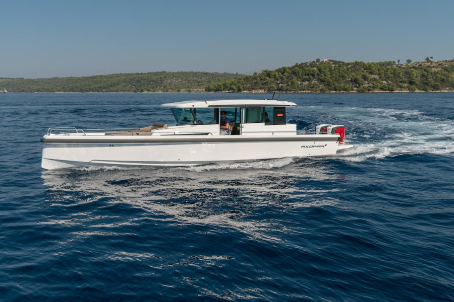 Photo #1 - Axopar 37 C (Miss G) en SPLIT - 3098