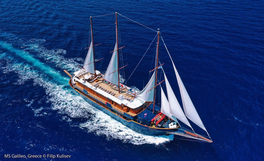 Photo #1 - Motor Sailer (Galileo) en Zea Marina - 3105