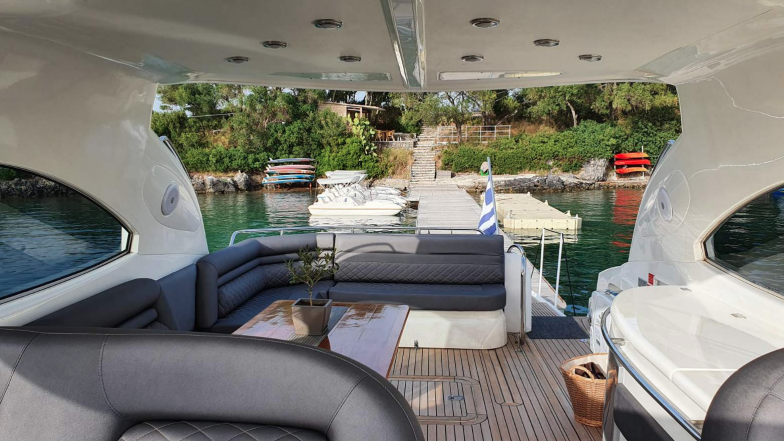Sunseeker 56 Predator Hardtop - 1