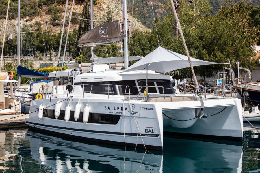 Photo #1 - Bali Catspace (Time Out) en Netsel Marina - 3352