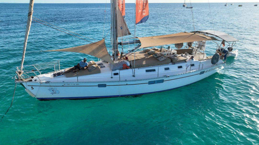 Photo #1 - Beneteau 445 (PALAIN) en Bikini Beach - 3569