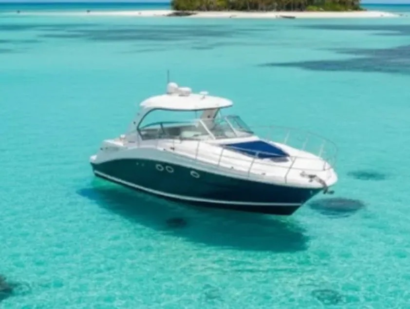 Photo #1 - Sundancer 420 (46ft SeaRay | Grand Admiral) en Key West Near 951 Caroline Street Key West, Florida, 33040 United States - 66125