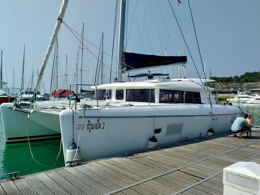 LAGOON 42 — photo 21