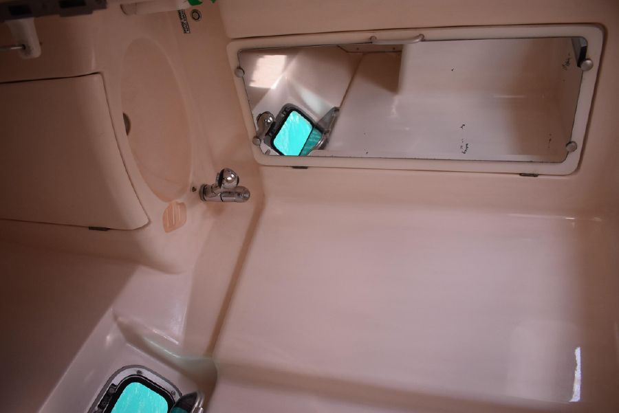 Leopard 38 — photo 15