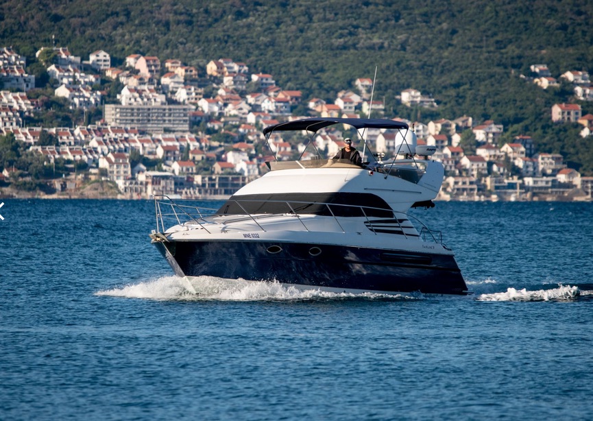 Fairline Phantom 42 — photo 9