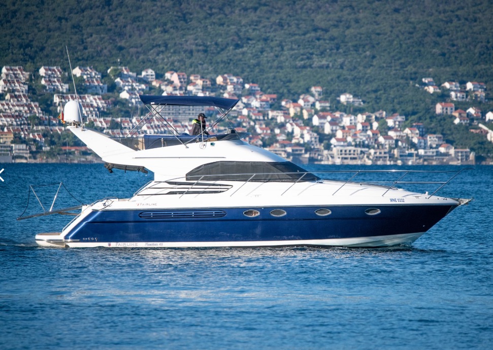 Fairline Phantom 42 — photo 11