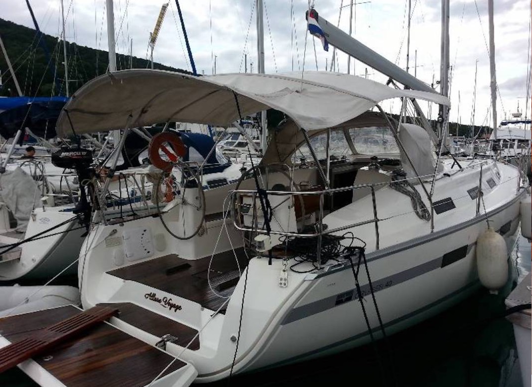 BAVARIA 40 — photo 1