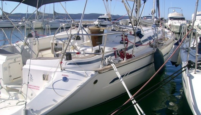 BAVARIA 44 I — photo 14
