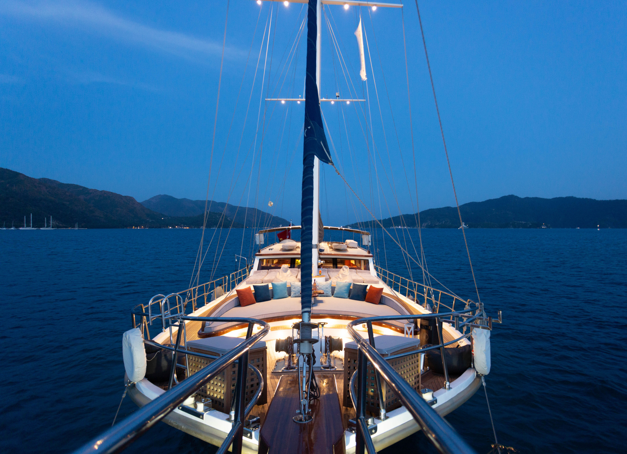 Motor Sailor — photo 6
