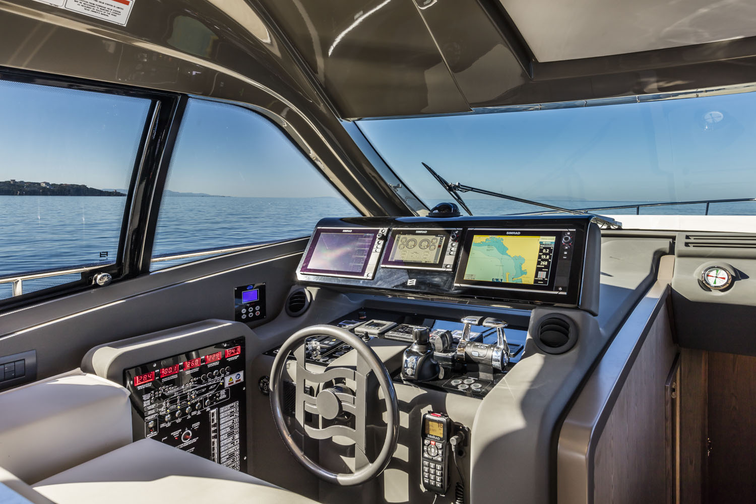 Ferretti 550 — photo 15
