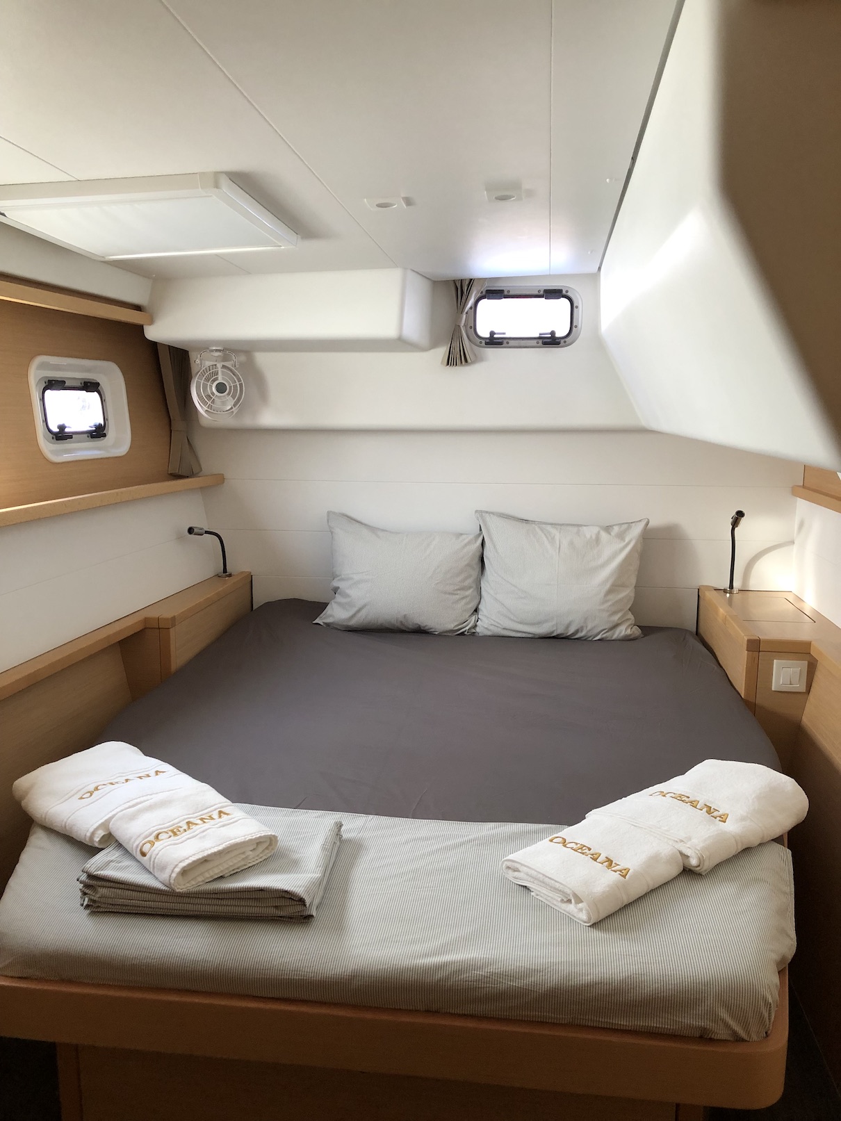 Lagoon 450 Fly — photo 7