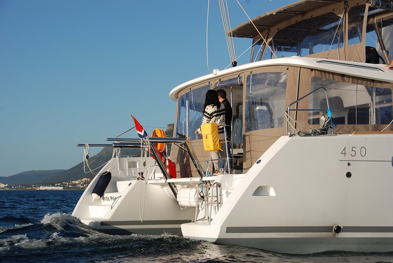 Lagoon 450 — photo 3