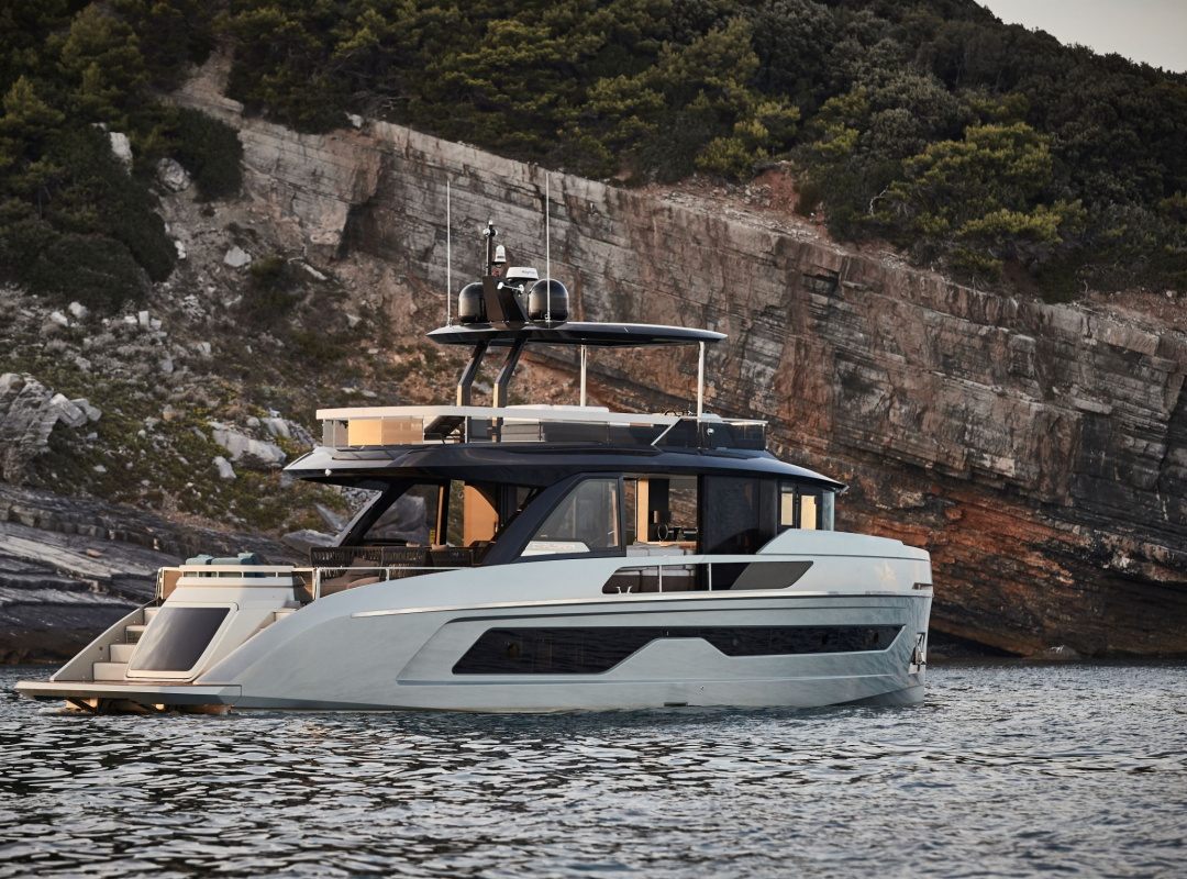 Explorer Fly 62 — photo 1