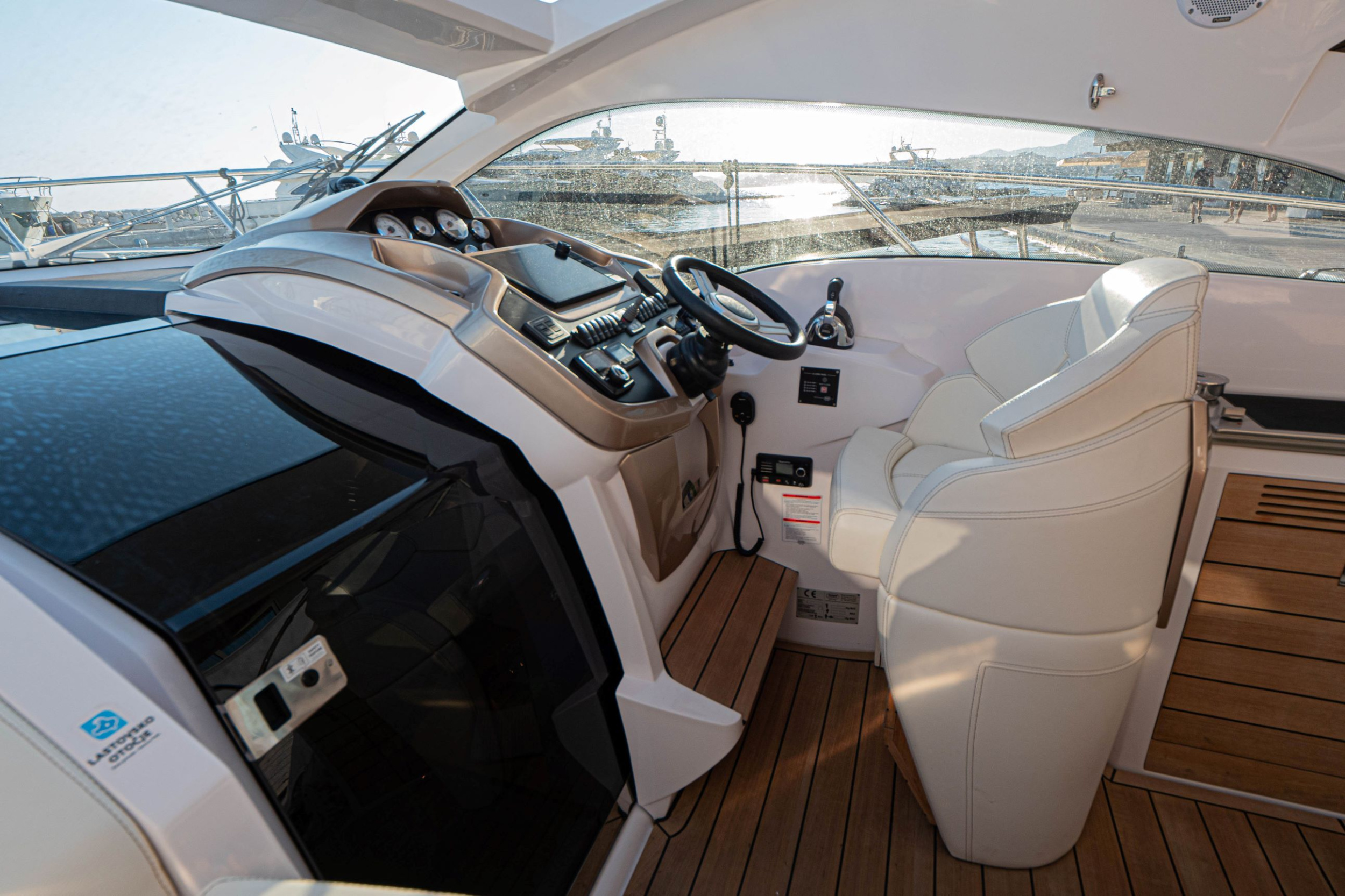 Sessa C35 — photo 6