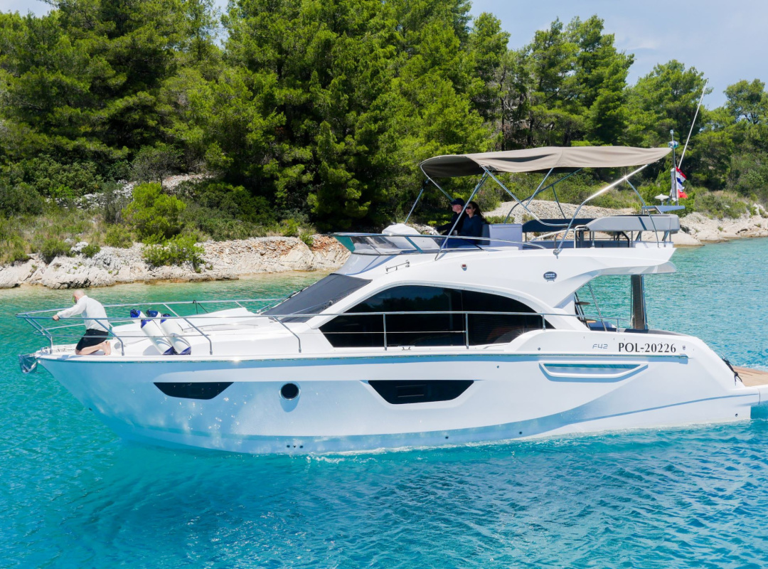 Sessa Flybridge 42 — photo 1