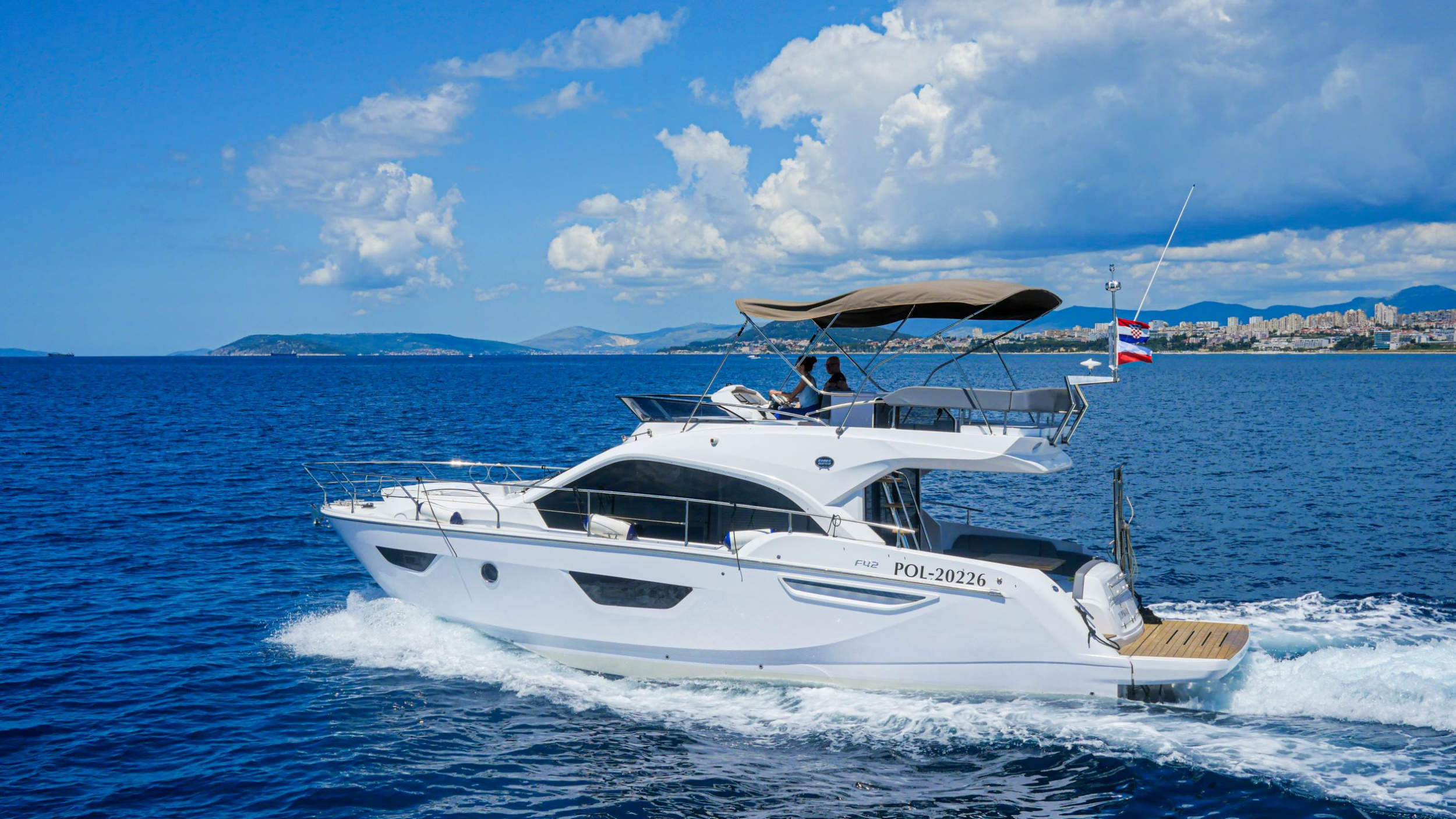 Sessa Flybridge 42 — photo 2