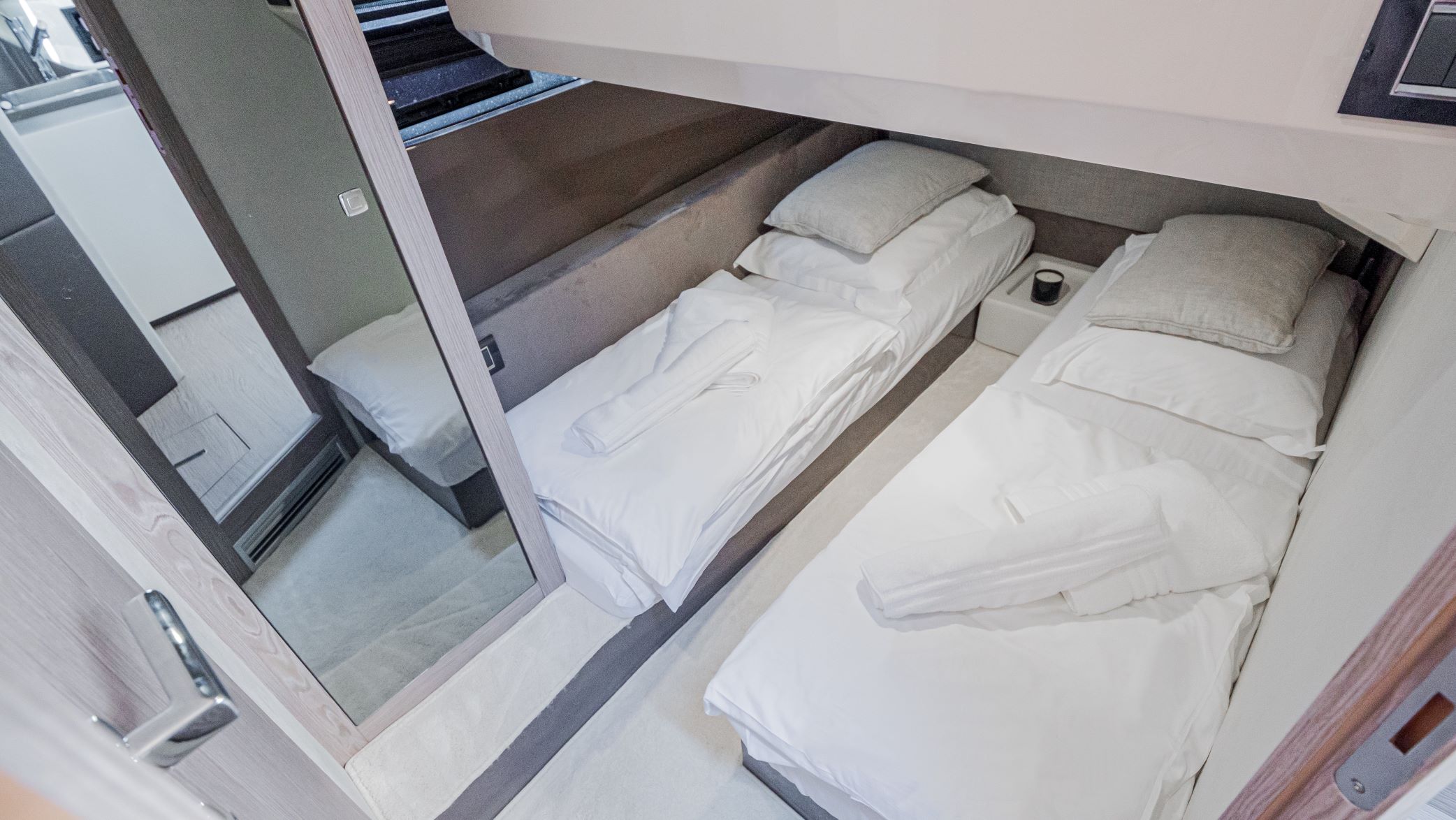 Sessa Flybridge 42 — photo 11