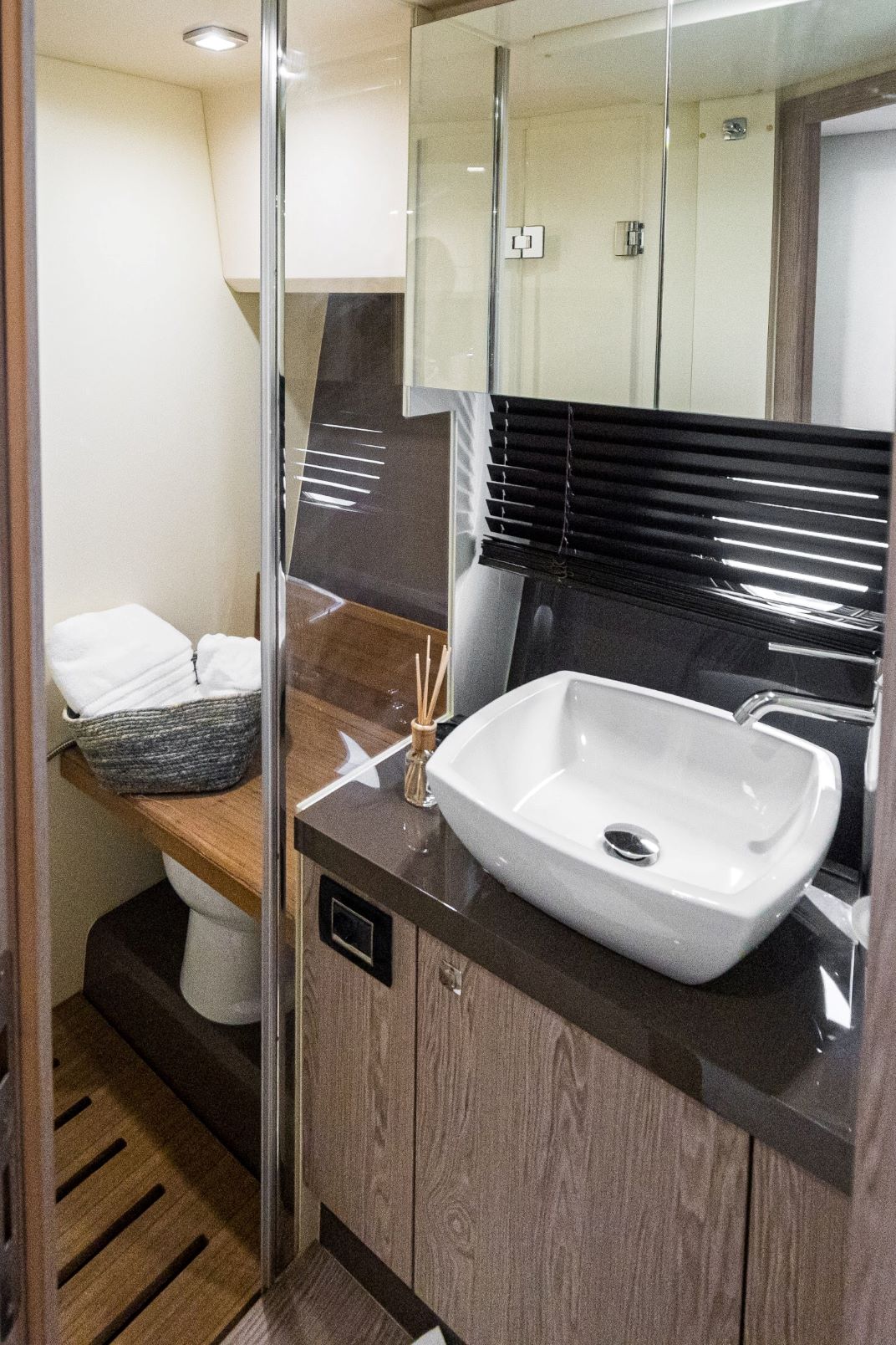 Sessa Flybridge 42 — photo 12