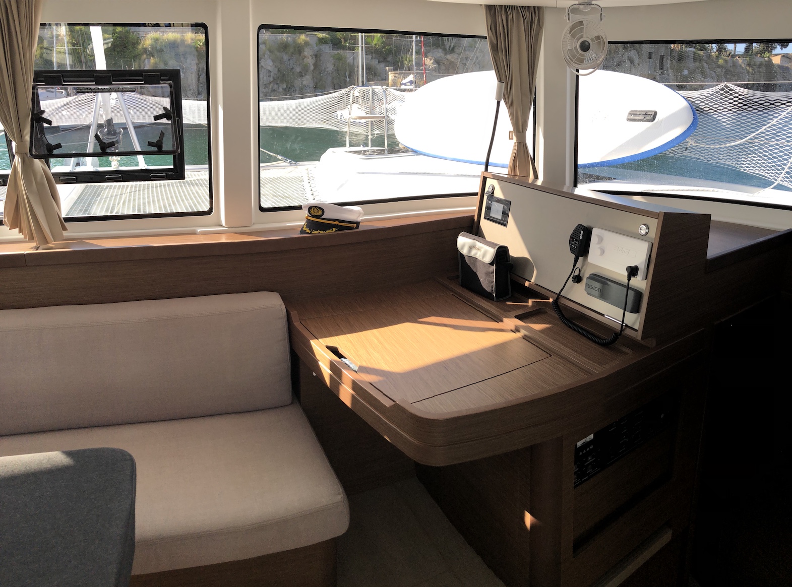 Lagoon 42 — photo 16